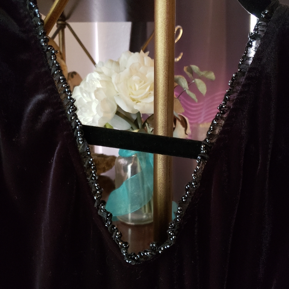 Dress - Picture 7 of 10